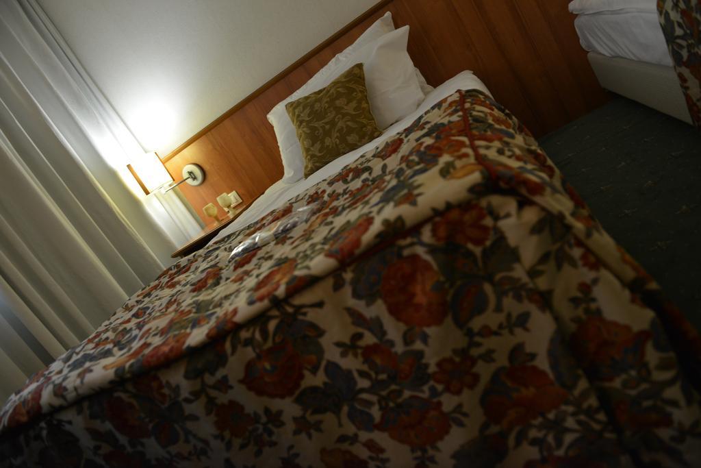 Hotel Karpos Skopje Zewnętrze zdjęcie