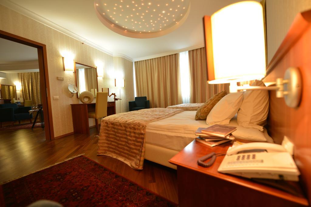 Hotel Karpos Skopje Zewnętrze zdjęcie